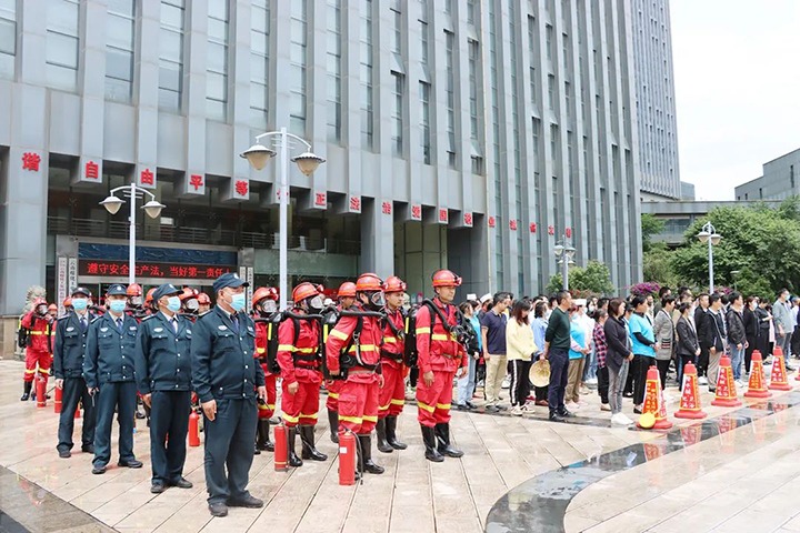 总结反思促提升，，，谋划安排再发力——记集团2022年度总部办公大楼火灾事故应急演练